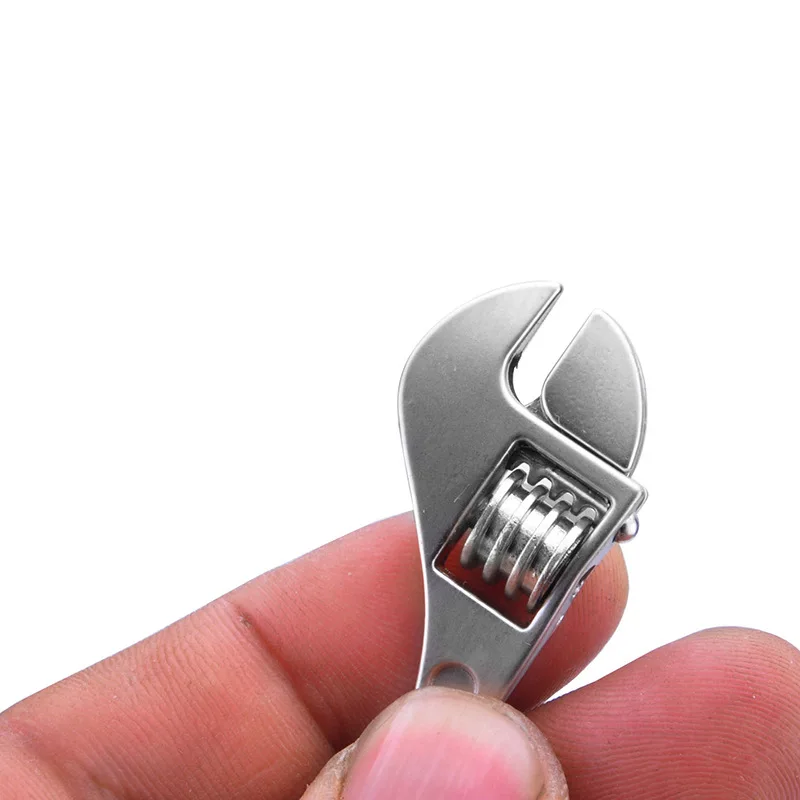 ประแจปรับพวงกุญแจเครื่องมือพวง - Heavy Equipment Key Ring บทวิจารณ์และราคา