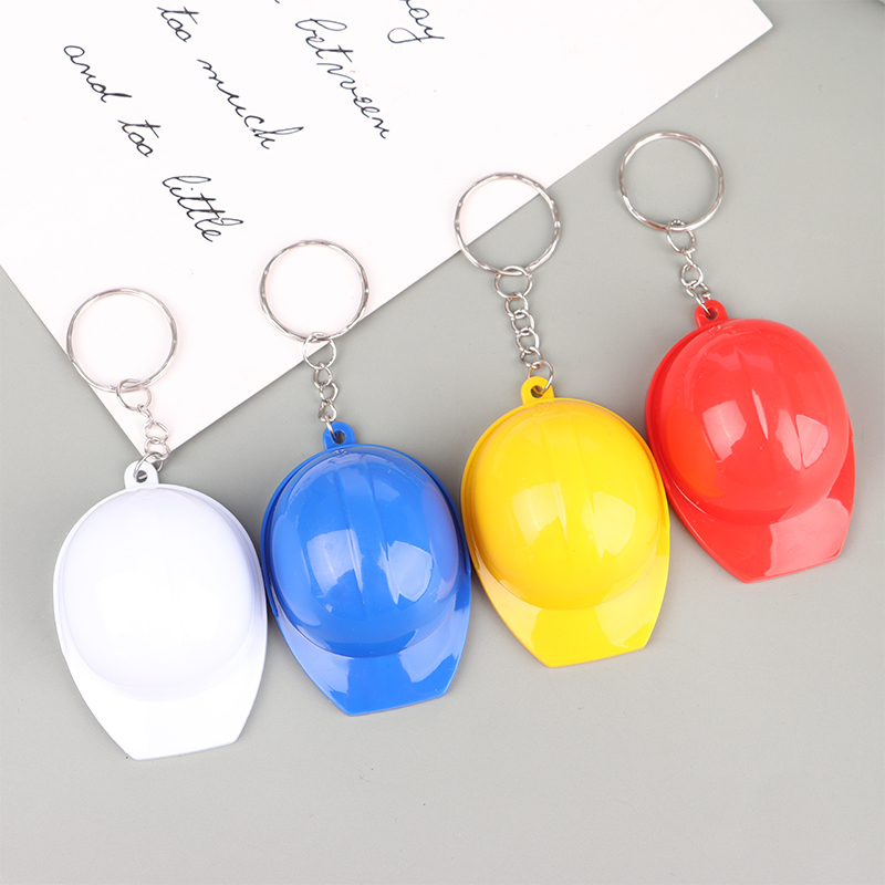1PC หมวกกันน็อคหมวกพวงกุญแจวัน - Heavy Equipment Key Ring บทวิจารณ์และราคา